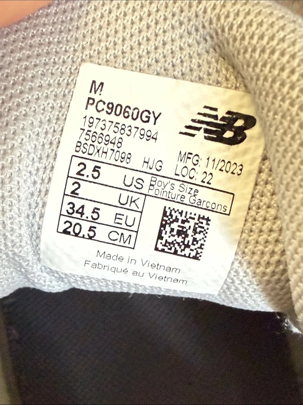 New Balance 9060 Sneakers